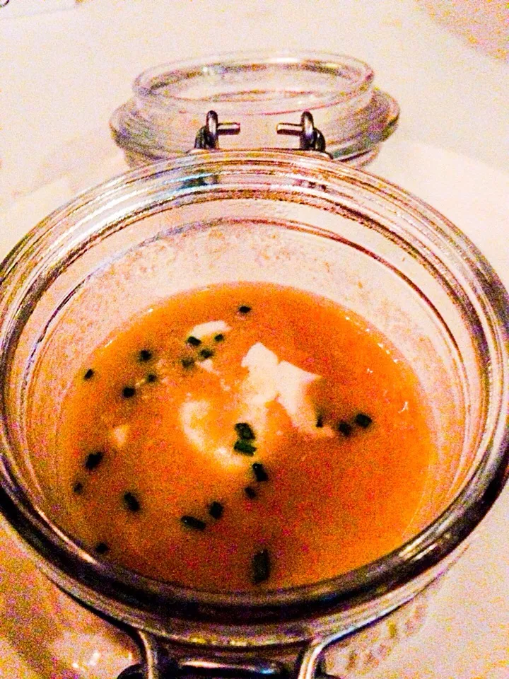 Velouté of cevennes onions caviar cream|sgさん