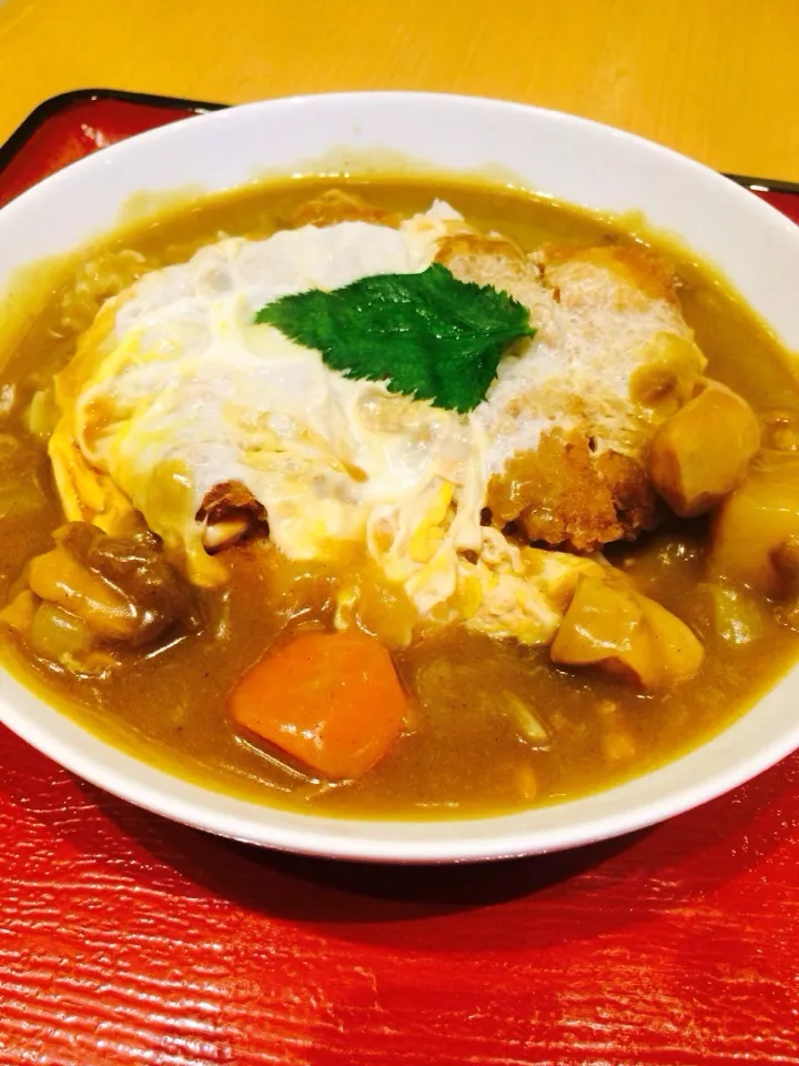 カツカレー丼|くいちゃんさん