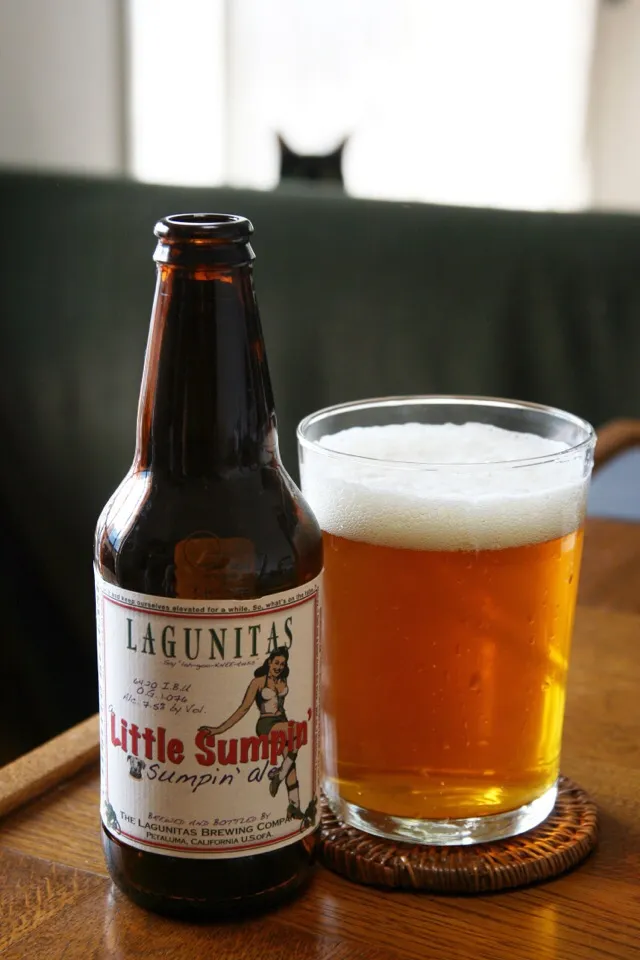 休日ビール : Lagunitas Little Sumpin'|mioさん