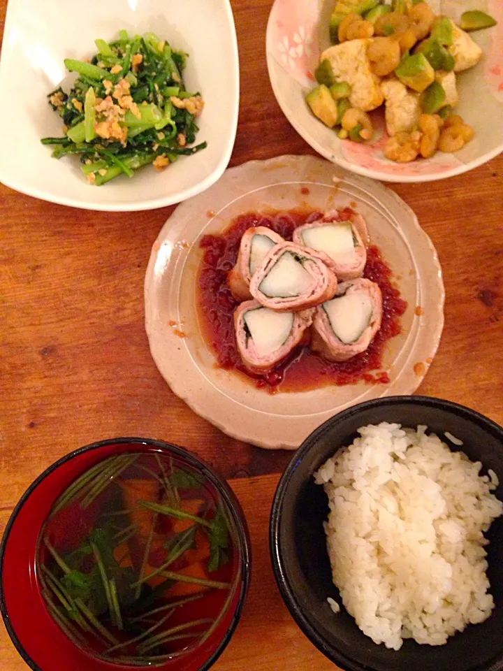 菊菜の胡桃和え、揚げ豆腐の海老アボカドわさび醤油かけ、長芋紫蘇豚ロール梅肉ソース添え、エリンギと三つ葉のお吸い物|カオリンさん