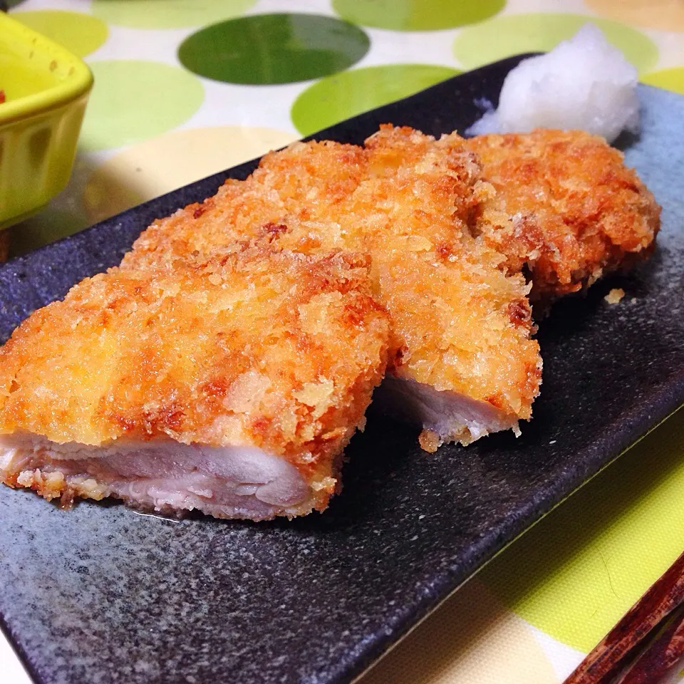 Snapdishの料理写真:もも肉が特売だったぜ！チキンカツヽ('□'*)ﾉ|うさ爺さん