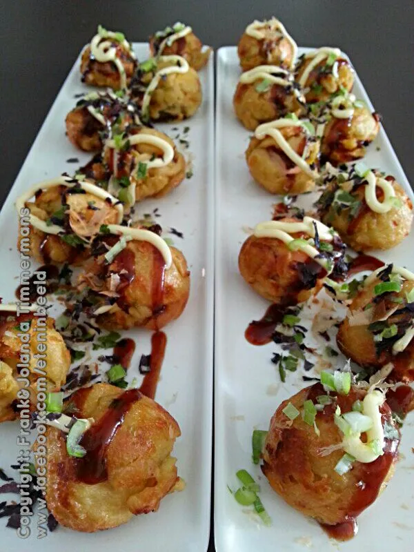 Our first, but certainly not our last, takoyaki|Frank&Jolanda - Eteninbeeldさん