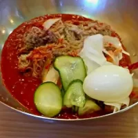 비빔냉면  korean style cold buckwheat noodles mixed with red pepper sauce 🍴👍🆙|Jamie Yenさん