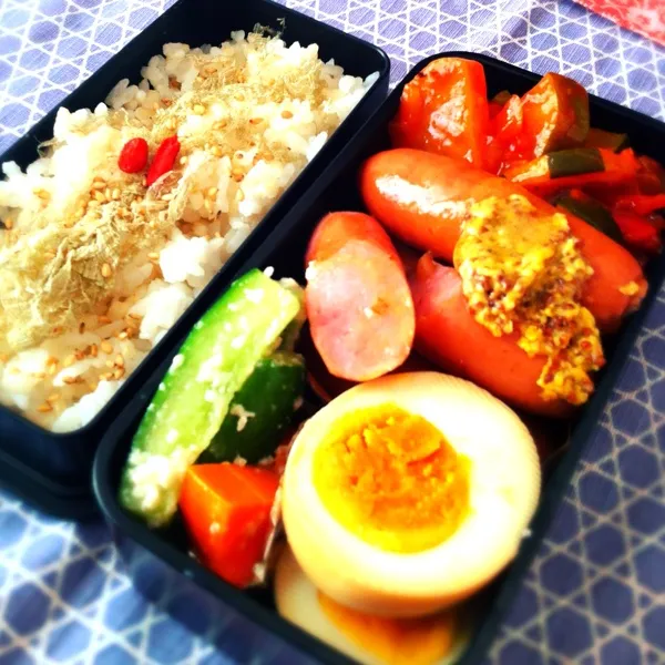 Snapdishの料理写真:今日の味付けたまごは 梅昆布茶味♪( ´▽｀)
塩麹漬け♪ ズッキーニと大根のトマト煮^ ^|しびる1126さん