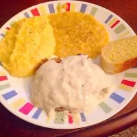 Country fried steak and gravy|Heather Blakesmommy Shepherdさん