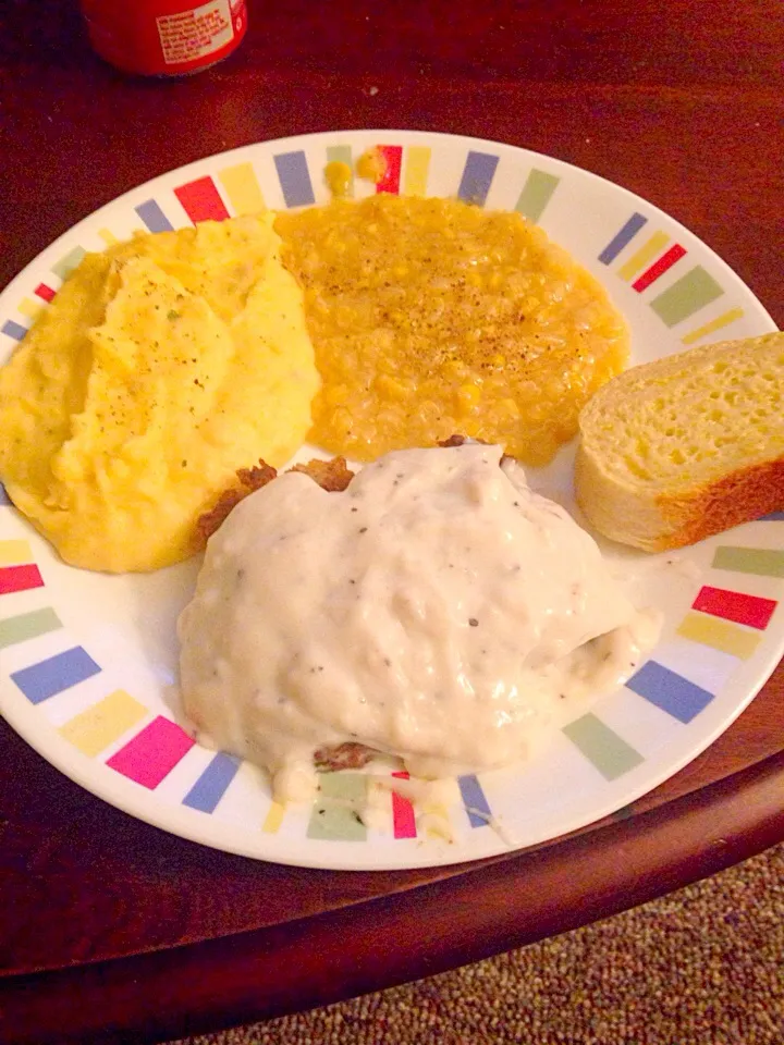 Country fried steak and gravy|Heather Blakesmommy Shepherdさん