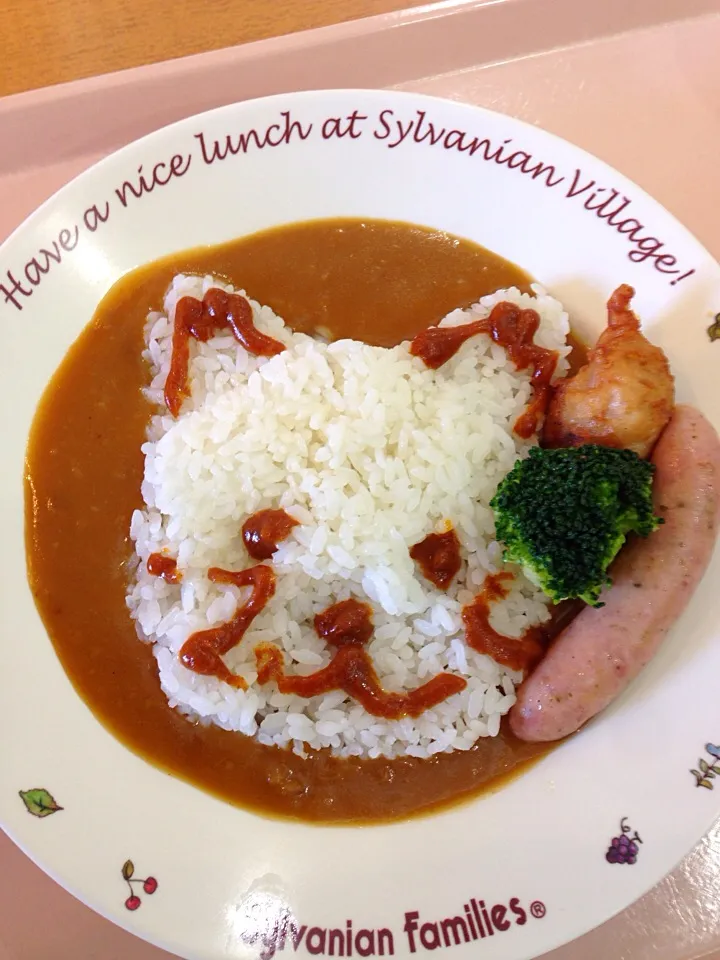 シルバニアファミリーのねこの甘口カレー|としおさん