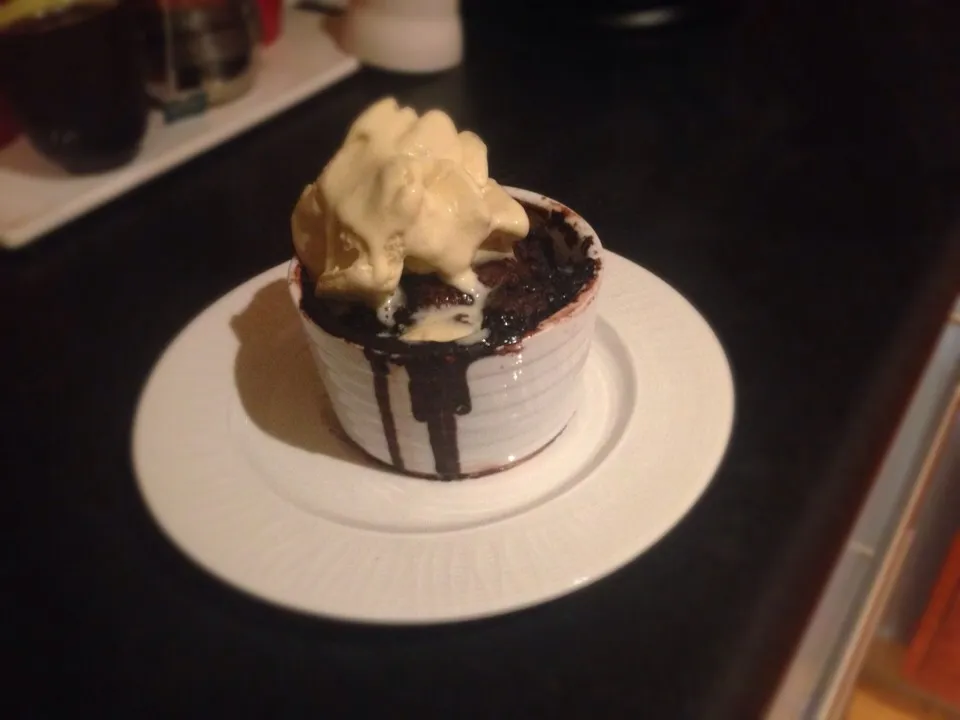 Chocolate self saucing pudding with homemade blue cheese icecream|kipper's kitchenさん