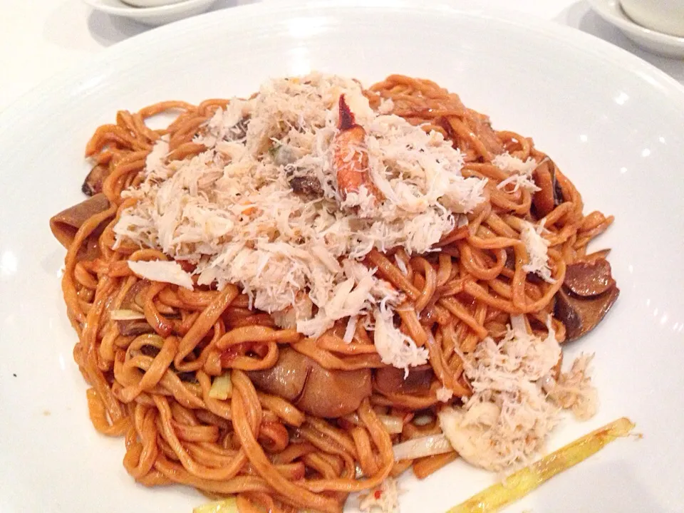 Efu noodle with mushroom and crabmeat|sgさん