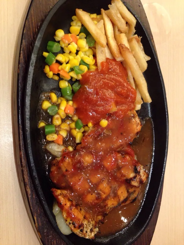 Chicken roasted with mix vegetable|Carol Limさん