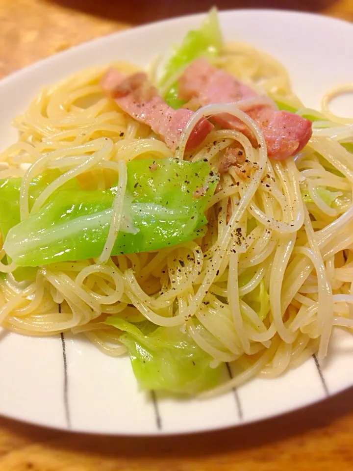 アンチョビと春キャベツのパスタ🍴|まさまささん