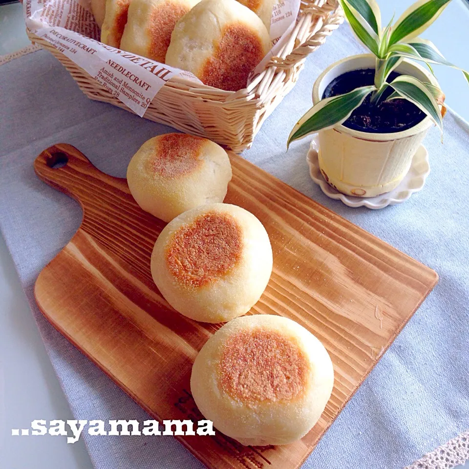 りるのんさんの料理 ホットプレートでイングリッシュマフィン🌸|sayamamaさん