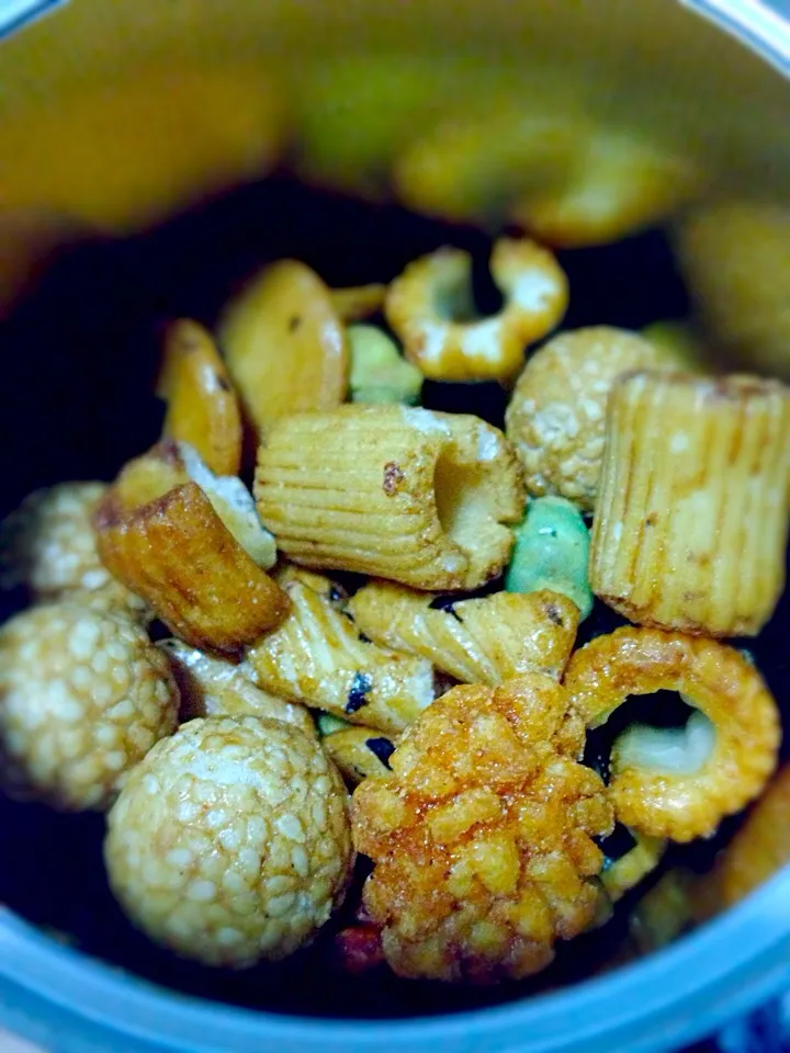 Mixed Nuts ARARE  fr P'Lamyai many thanks ka|prinzezzさん