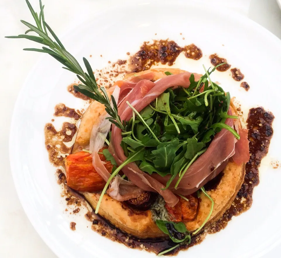 Prosciutto and Arugula Tartine|sooprcoolchicaさん