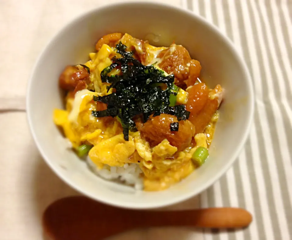 Snapdishの料理写真:焼き鳥缶詰で作った親子丼|Kenji Someyaさん