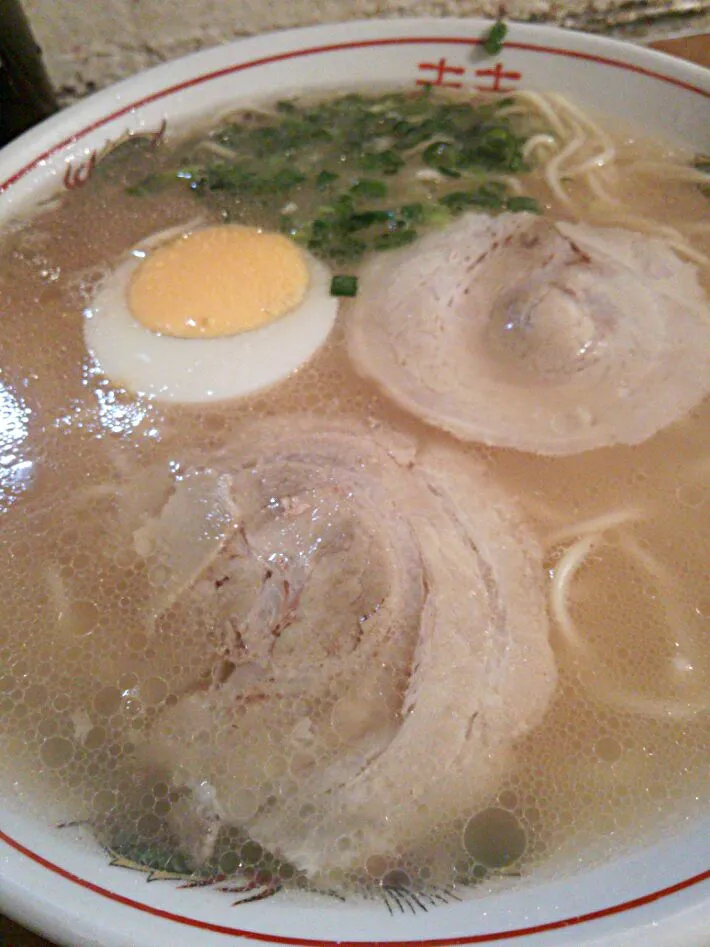 屋台で食べた  トンコツラーメン 硬麺～☆|☆Yumi☆さん