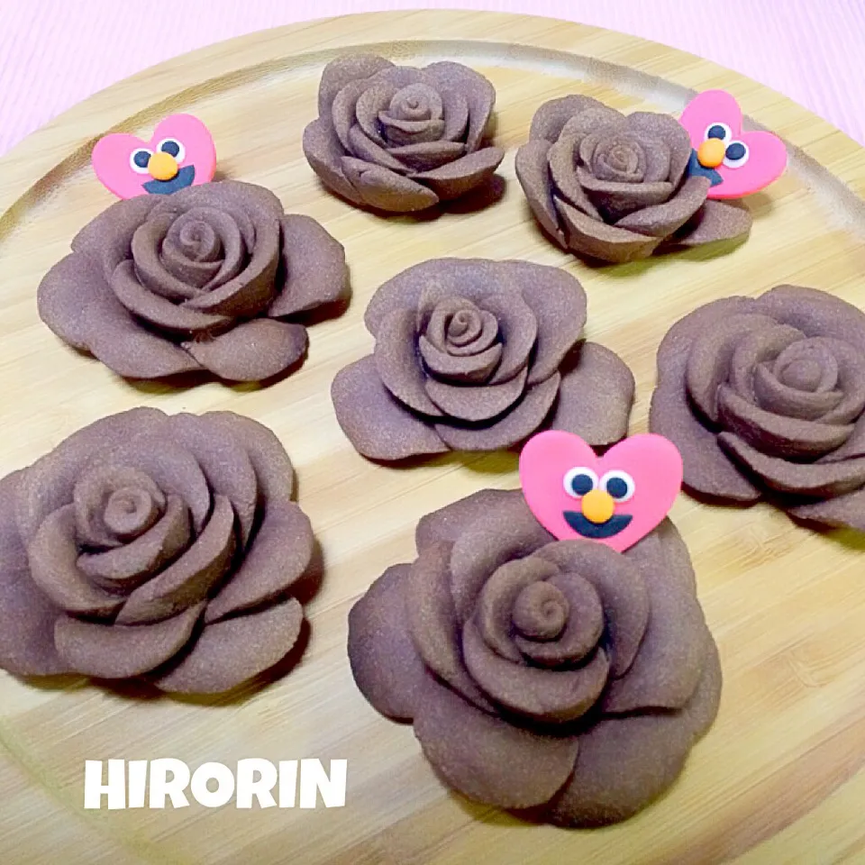 Snapdishの料理写真:薔薇チョコクッキー🌹♡|ひろりんさん