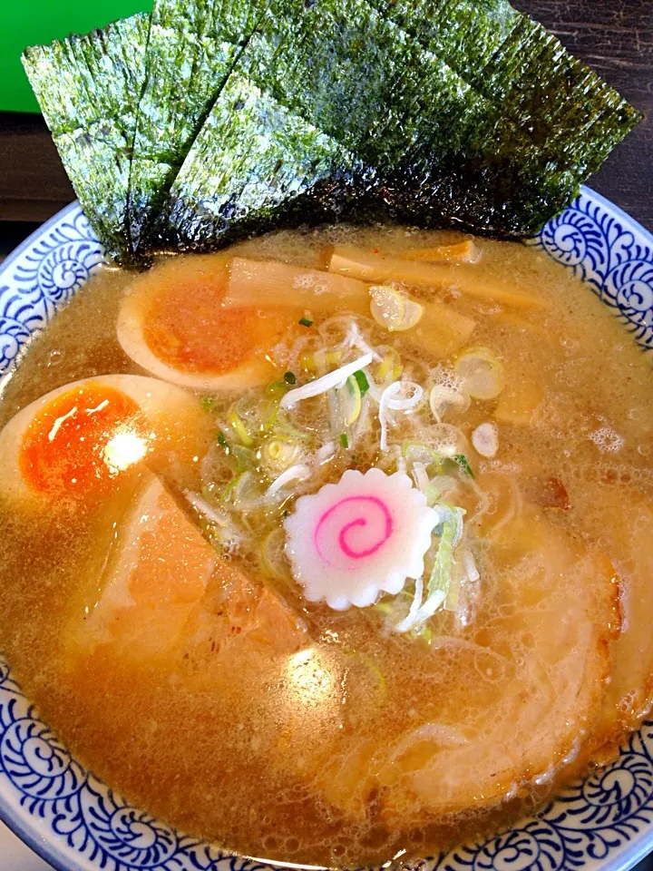 らぁめん菜な笑 特製ラーメン|酩酊親父さん