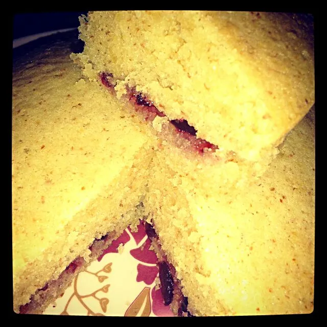 Victoria Sponge Cake|sayali dahibawkarさん