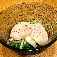 Snapdishの料理写真:帆立と新玉ねぎと水菜のマリネ|こばやしさん