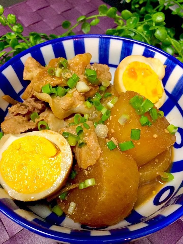 さくちんさんの料理 手羽元と大根の味噌煮🎶圧力鍋使用|みったんさん