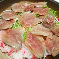 Snapdishの料理写真:サンマの生チラシ♪|さやかさん