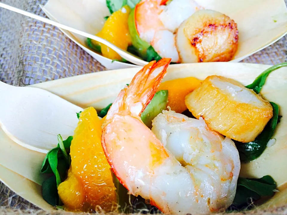 Prawns, Avocado, Mango and Scallops|Rachelle Elise Etienne Breidenbachさん