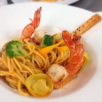 Spaghetti Shrimp sauce with grill prawns with white wine ' tortellini shrimp and crispy shrimp breab