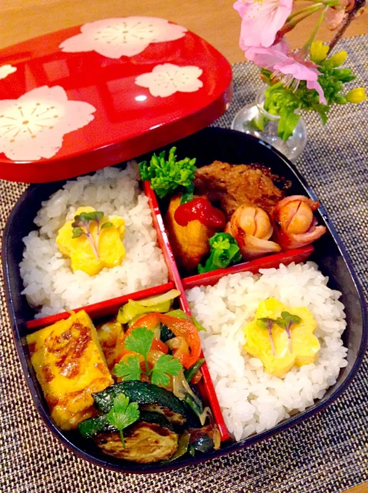 Snapdishの料理写真:黄桜弁当|kazoominさん