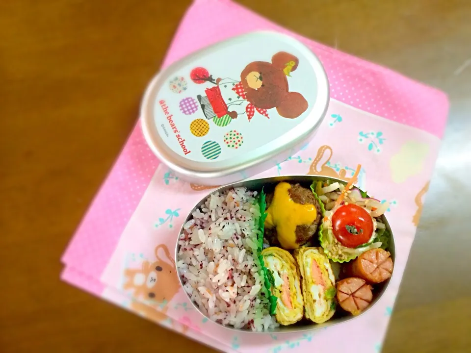 Snapdishの料理写真:はんばーぐお弁当♡|まなちゃさん