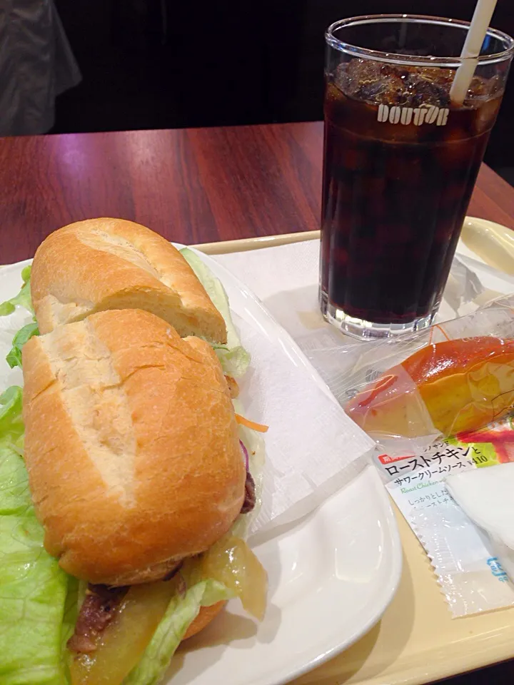 DOUTOR|shiori hatakenakaさん