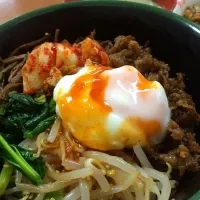 Snapdishの料理写真:社食。ビビンバ丼|osayanさん