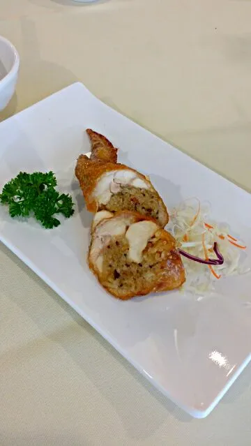 BBQ Chicken Wing stuffed with Glutinous Rice|Yvonne Limさん