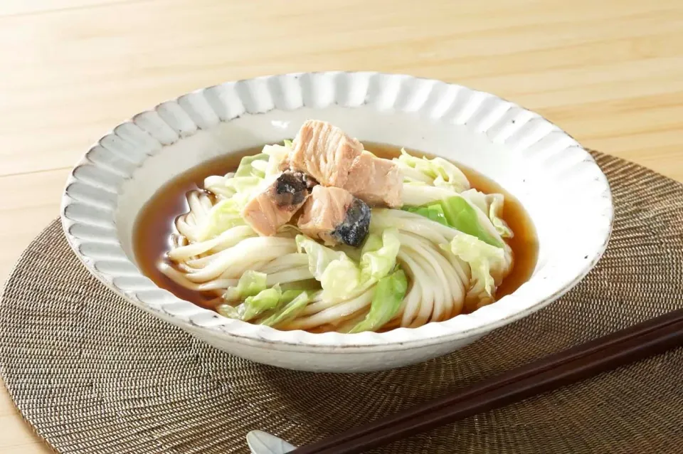 鮭とキャベツのぶっかけうどん|いいだし、いい鰹節。ヤマキさん