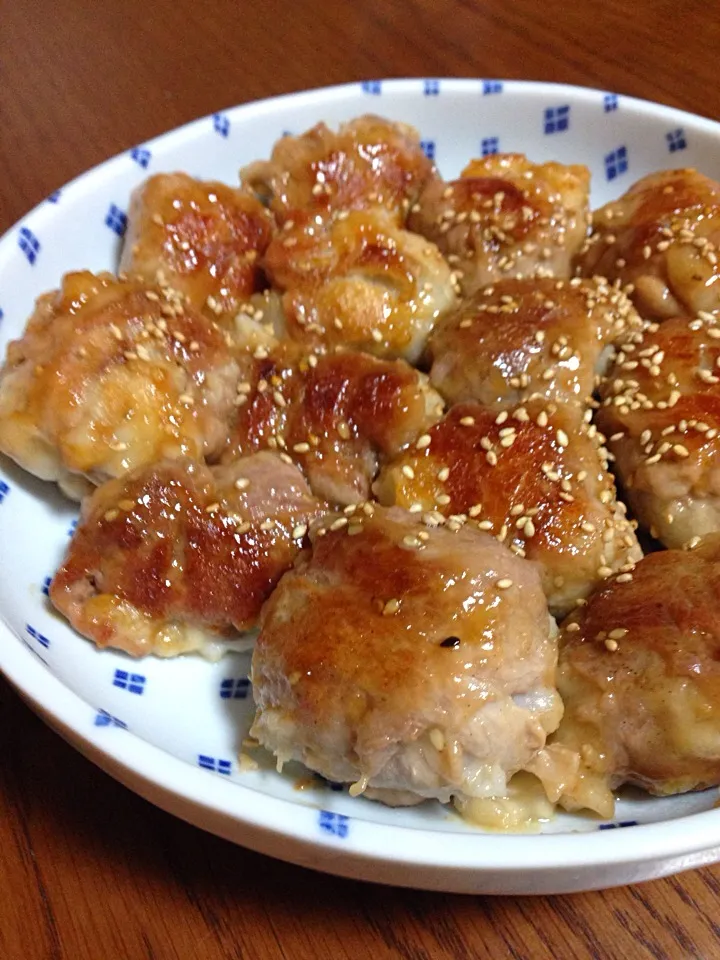 Snapdishの料理写真:夕飯1⃣、里芋の肉巻き焼き|きょうこさんさん