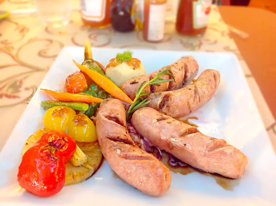 Grilled sausages  and vegetable😍|🍃aeyafternoon🌾さん