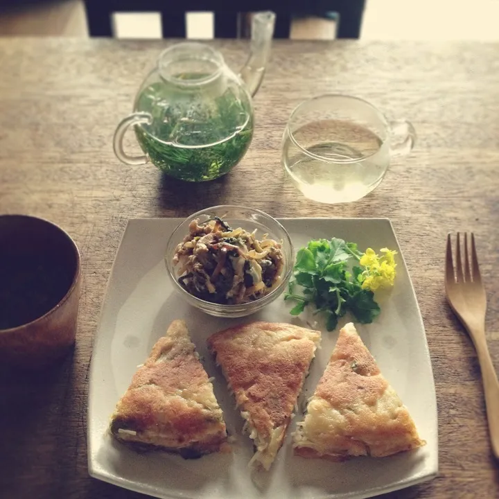 “ どこにかくれてるのかな。 ”|おたんこ食堂  d□~°さん