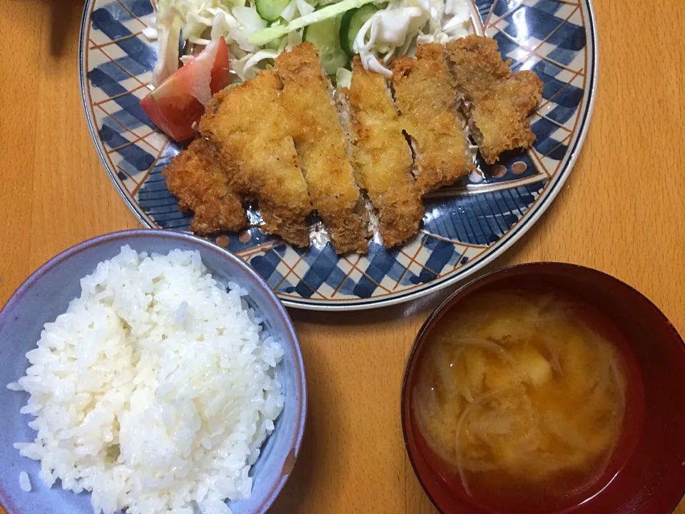 トンカツ定食|お父ちゃんファミリーさん