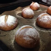 パン焼けました〜！手ごねに挑戦！|なおぽっぽさん