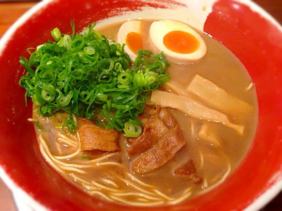 徳島ラーメン ネギ増し＋味玉|流線形さん