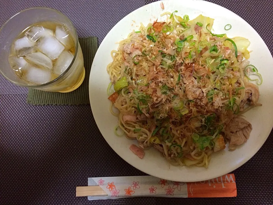 塩焼きそば|ばーさんさん