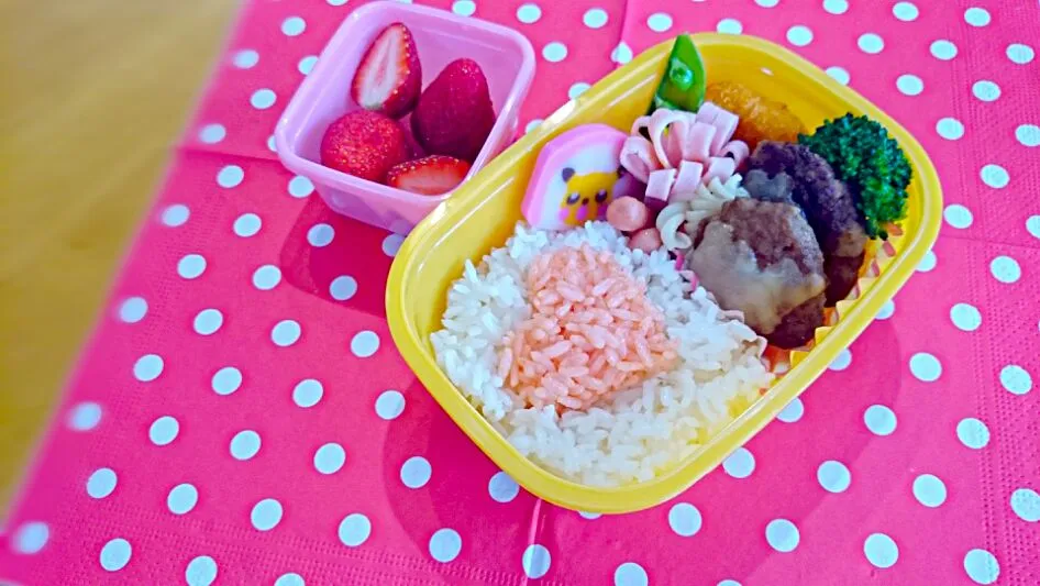 デコフリ☆ハンバーグ弁当 ３月２７日|うさかめさん