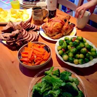 Snapdishの料理写真:British Christmas dinner|SaoriKさん