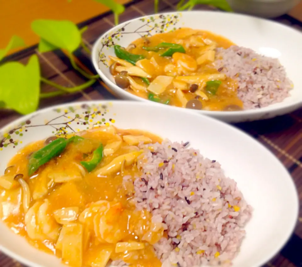 No-name rice dish with shrimp, shimeji mushrooms and leftover bamboo shoots|Kirk Awiamさん