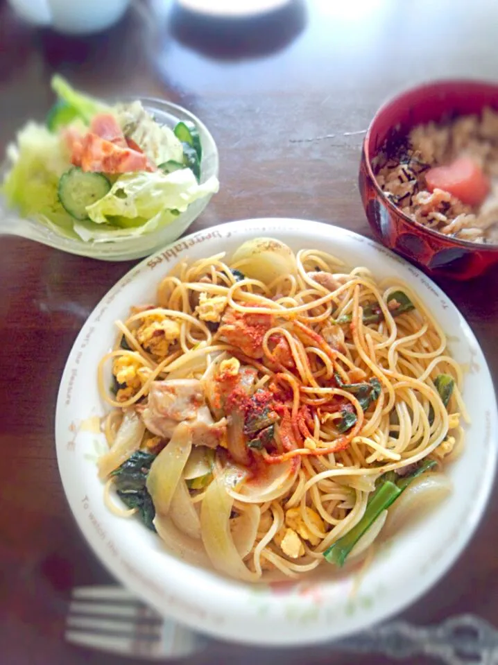 ガッツリ！お昼ごはん(*^^*)|ニイロハルナさん