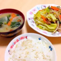 Snapdishの料理写真:One of a Typical japanese house dish.極一般的な家庭料理です。|ate indayさん