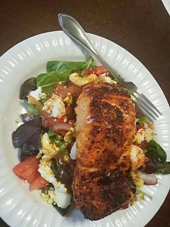 Salmon and salad|Jamelさん