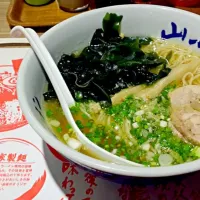 Chicken ramen for lunch|gabriellamkayyさん