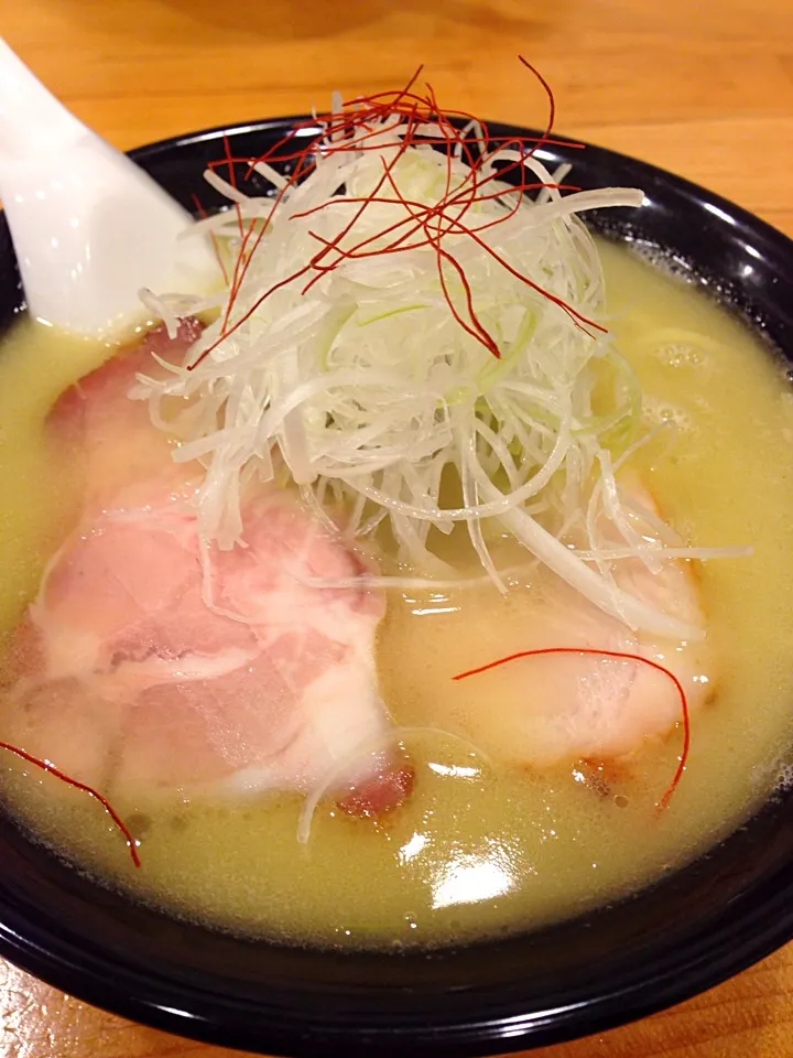 鶏白湯ラーメン|サヤラムネさん