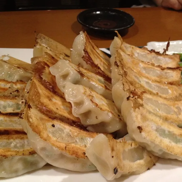 たくさんギョウザを食べました。|竜巻野郎さん